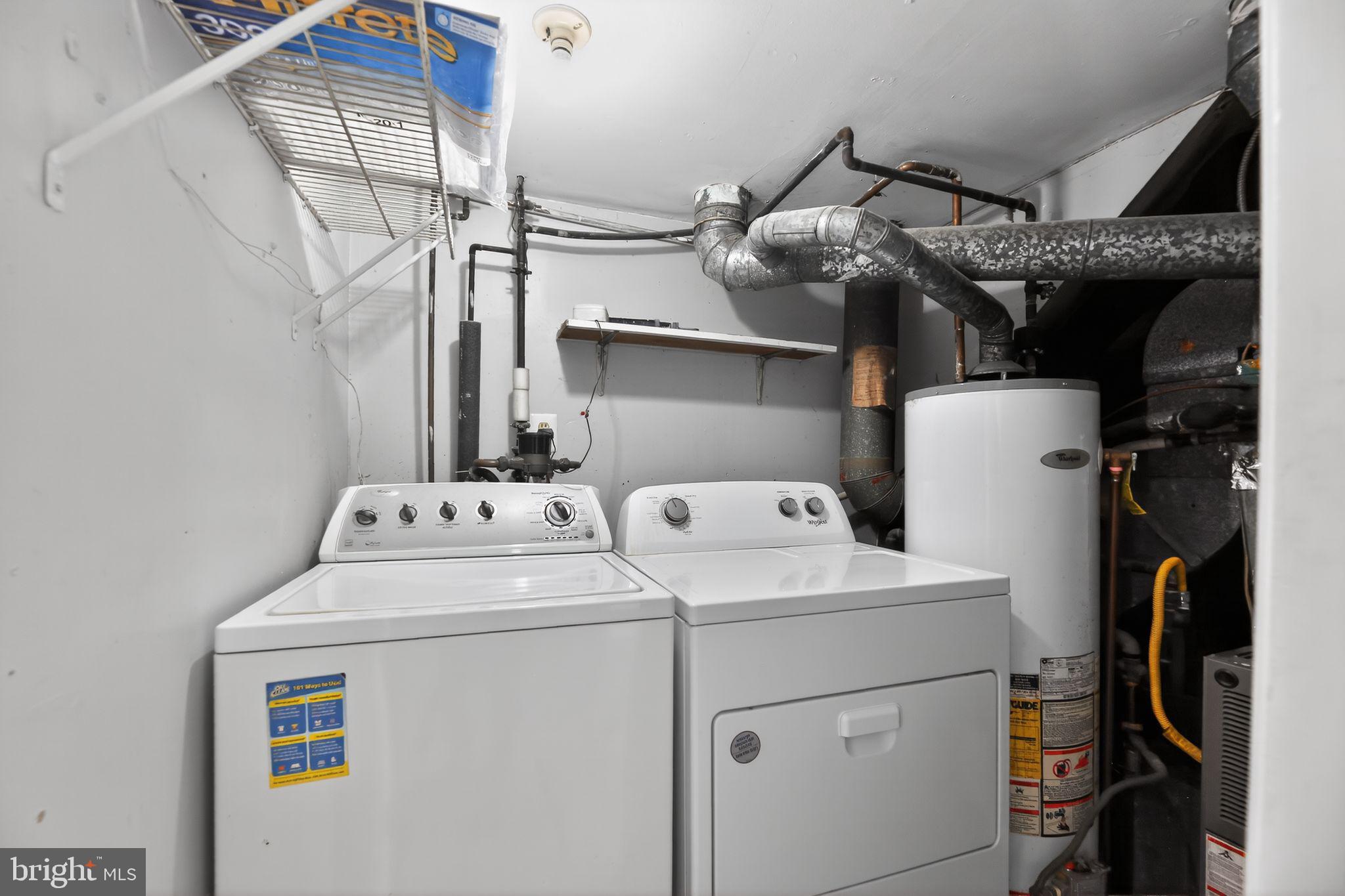 308 Smith Lane Runnemede, NJ 08078 - Photo 6 of 32 a utility room with dryer and washer