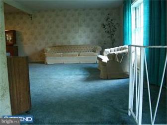 3888 Shelley Road Huntingdon Valley, PA 19006 - Photo 6 of 12 Living Room