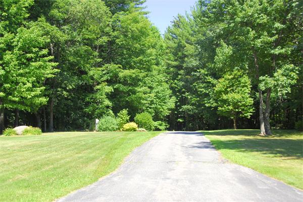 118 Groton Road Shirley, MA 01464 - Photo 6 of 15 a view of a volley ball court