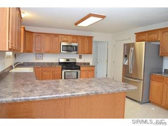 453 Wiegerstown Road O'Fallon, IL 62269 - Photo 7 of 24 Gallery Image 7