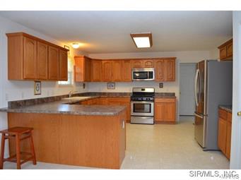 453 Wiegerstown Road O'Fallon, IL 62269 - Photo 8 of 24 Gallery Image 8