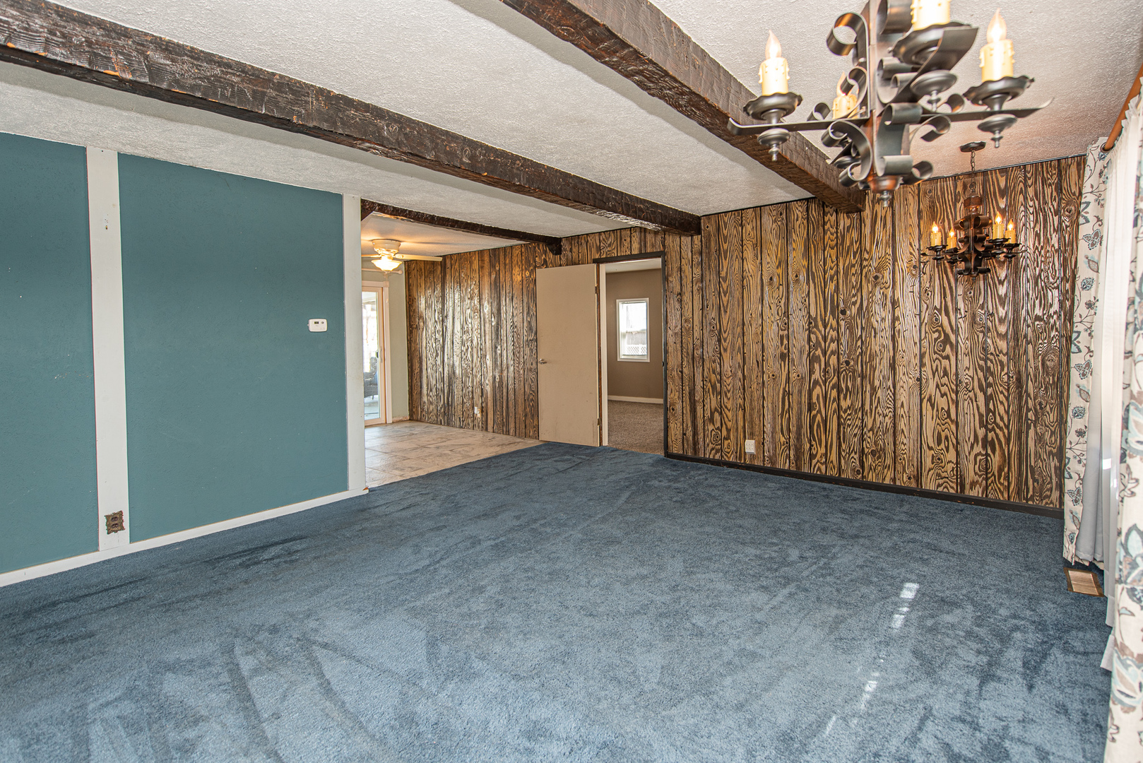 528 Redwood Road Bolingbrook, IL 60440 - Photo 3 of 24