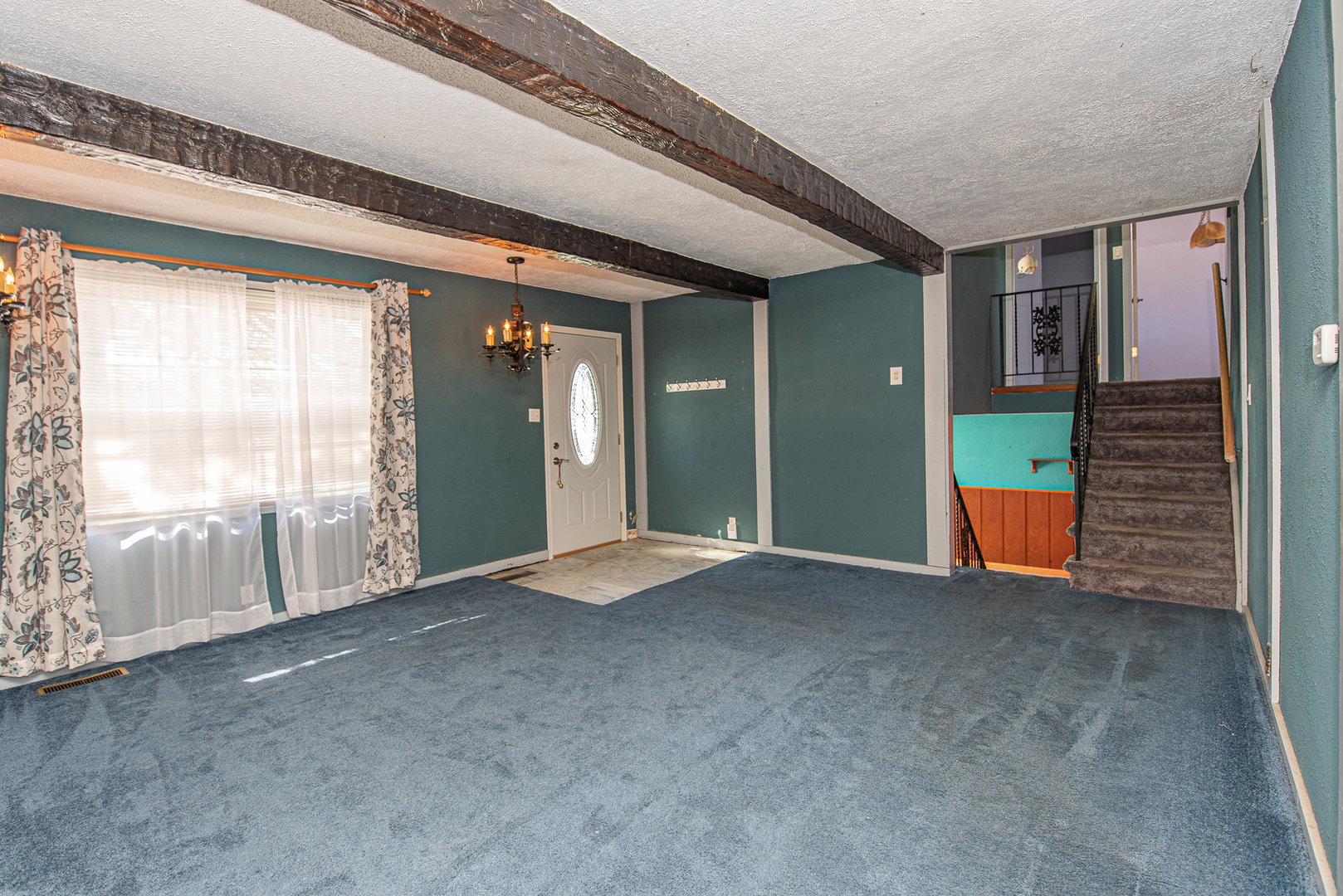 528 Redwood Road Bolingbrook, IL 60440 - Photo 4 of 24