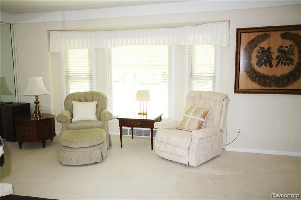 1533 East Melton Road Birmingham, MI 48009 - Photo 4 of 30