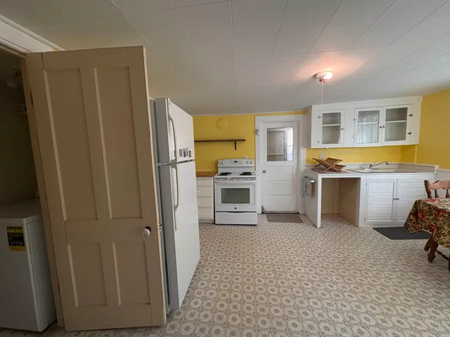 $2,750 | 477 Myers Road, Shaftsbury, VT 05262