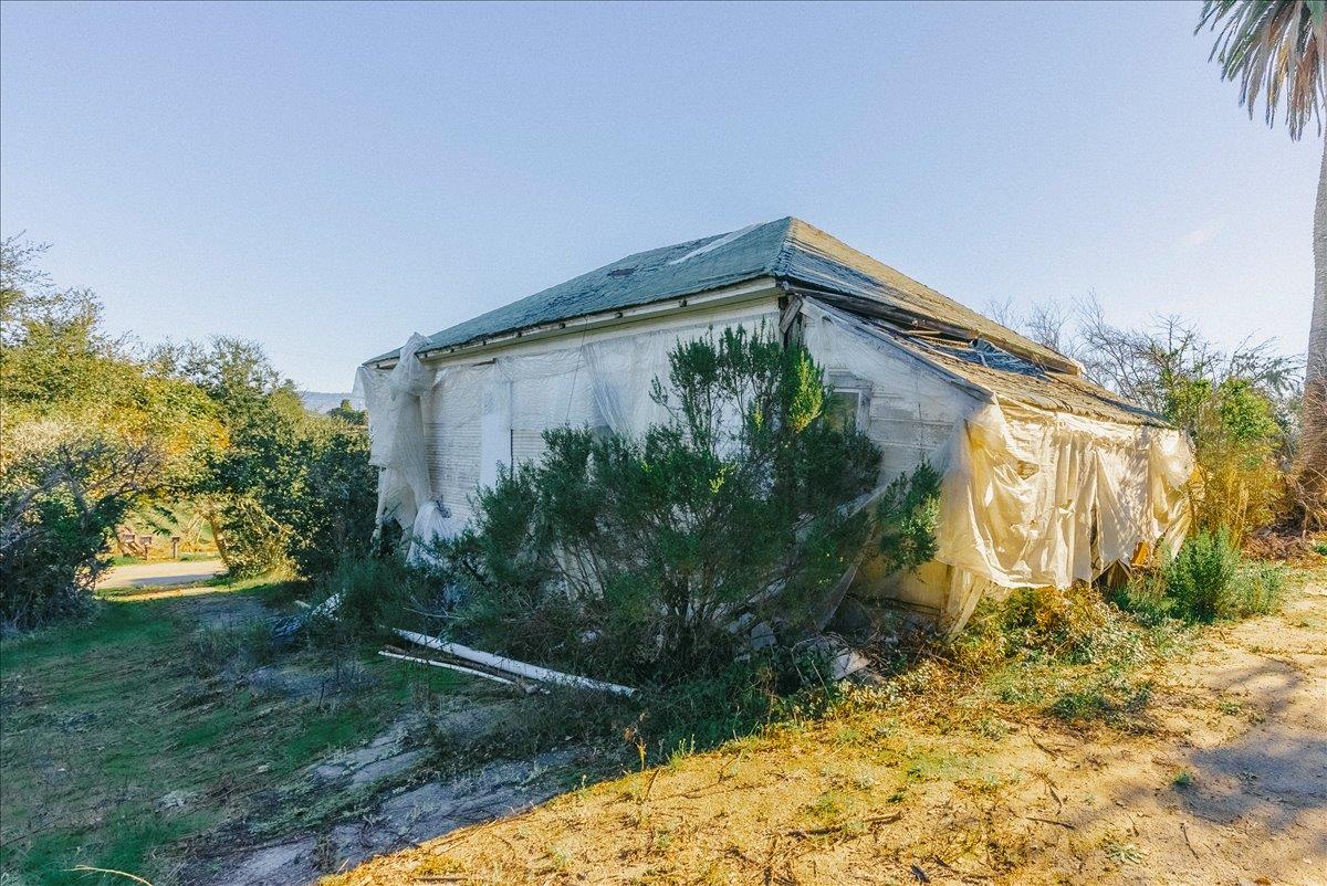 371 Calabasas Road Watsonville, CA 95076 - Photo 23 of 66