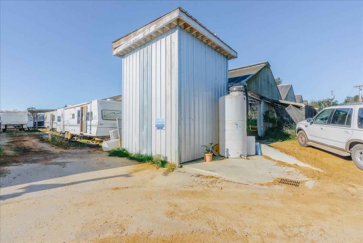 371 Calabasas Road Watsonville, CA 95076 - Photo 28 of 66