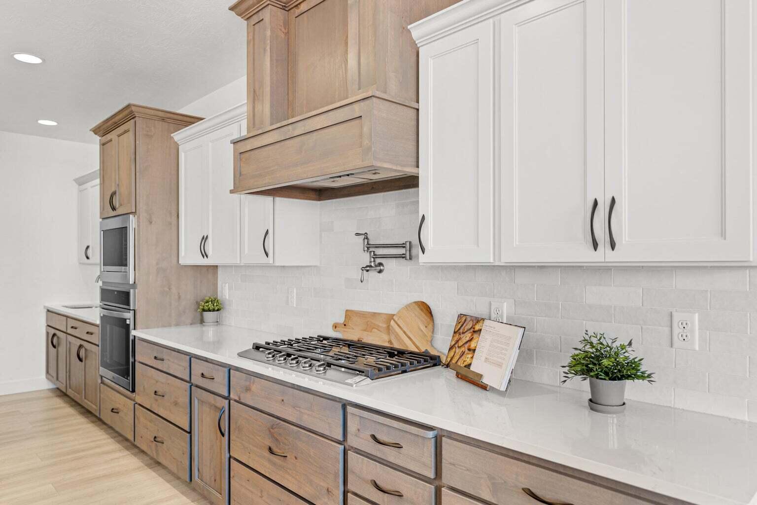 3125 East 2220 South St. George, UT 84790 - Photo 7 of 24 Kitchen