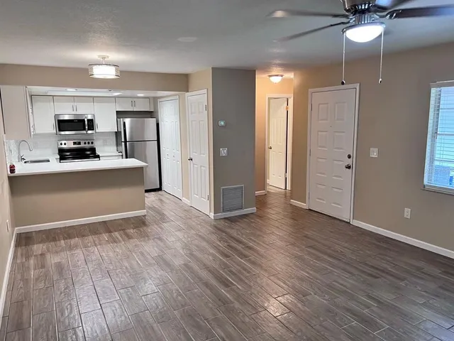 $1,650 | 162 Windtree Lane, Unit 204, Winter Garden, FL 34787