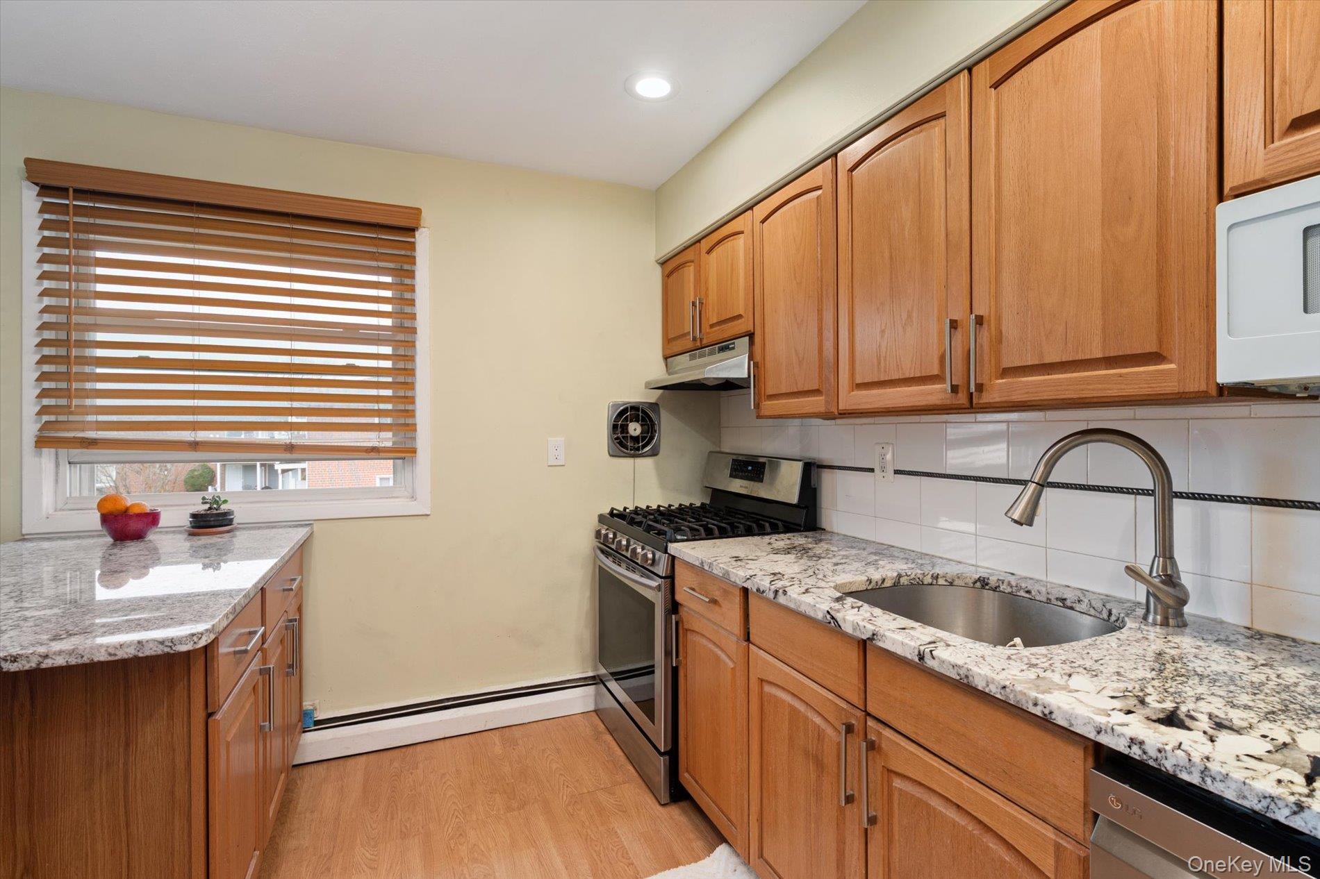 630 Fulton Street, Unit T6 Farmingdale, NY 11735 - Photo 2 of 10