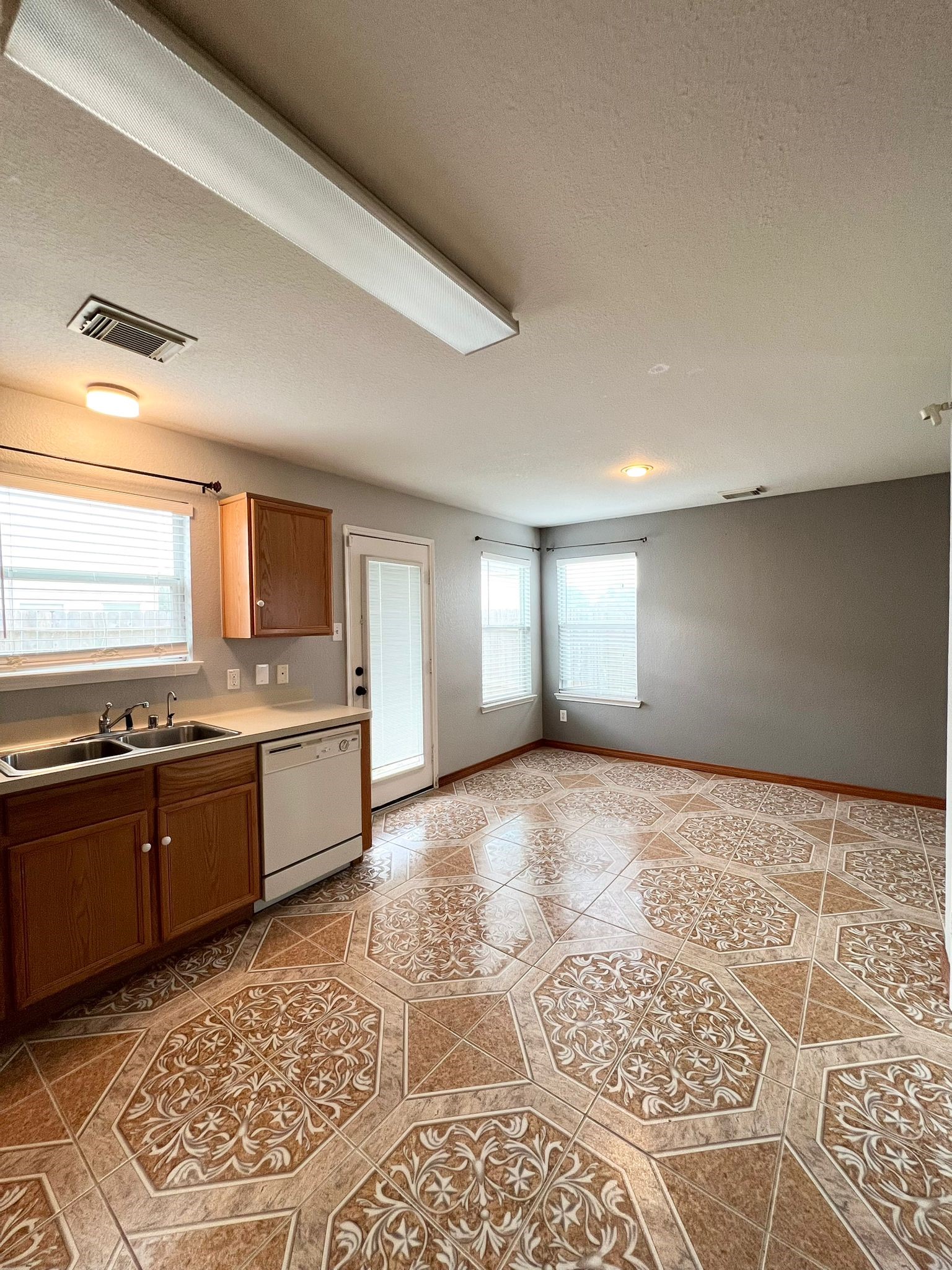 15623 Red Pine Ridge Way Houston, TX 77049 - Photo 26 of 31