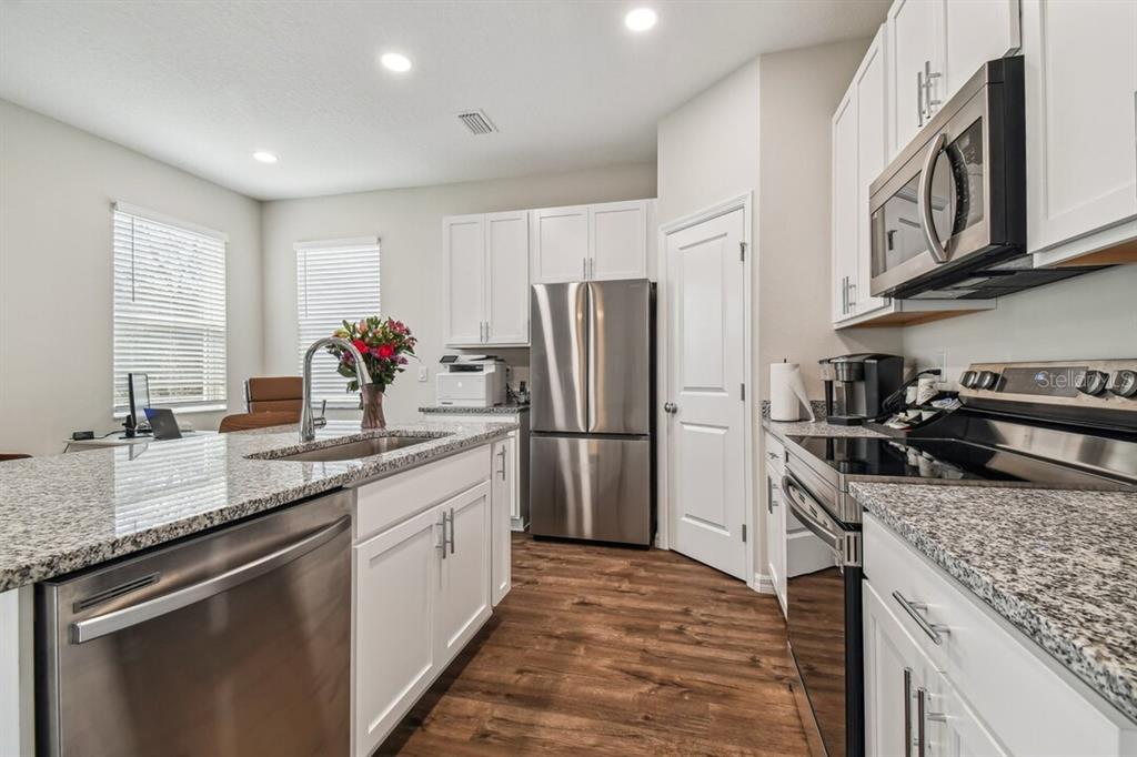9104 Wade Street, Unit 8846 Weeki Wachee, FL 34613 - Photo 13 of 36
