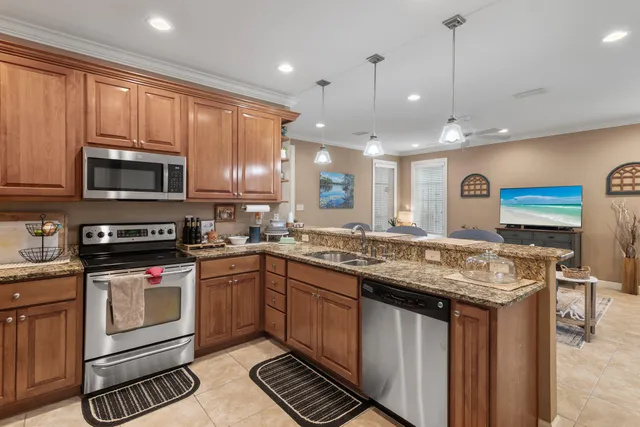 $2,400 | 154 Christian Drive, Santa Rosa Beach, FL 32459