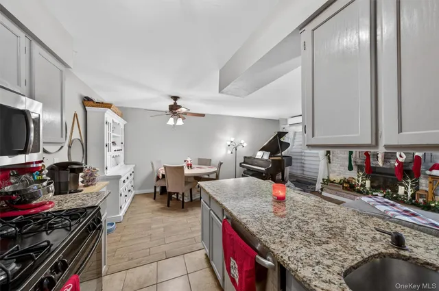 $2,900 | 74 Homestead Vil Drive, Warwick, NY 10990