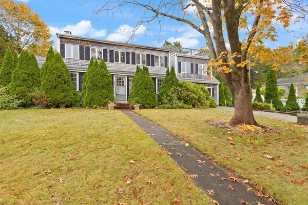 $800,000 | 10 Oak Street, Wareham, MA 02571