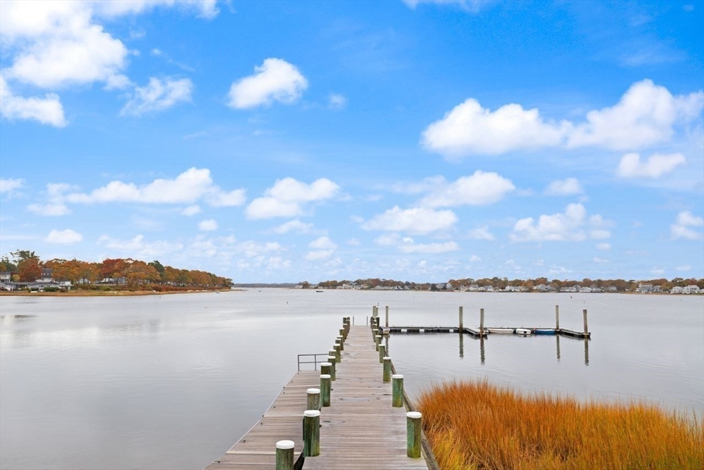 10 Oak Street Wareham, MA 02571 - Photo 39 of 39 a view of a city and lake