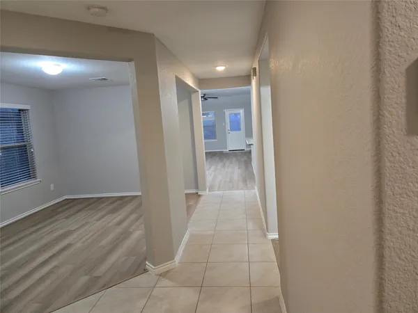 $2,250 | 18306 Sonora Brook Lane, Richmond, TX 77407