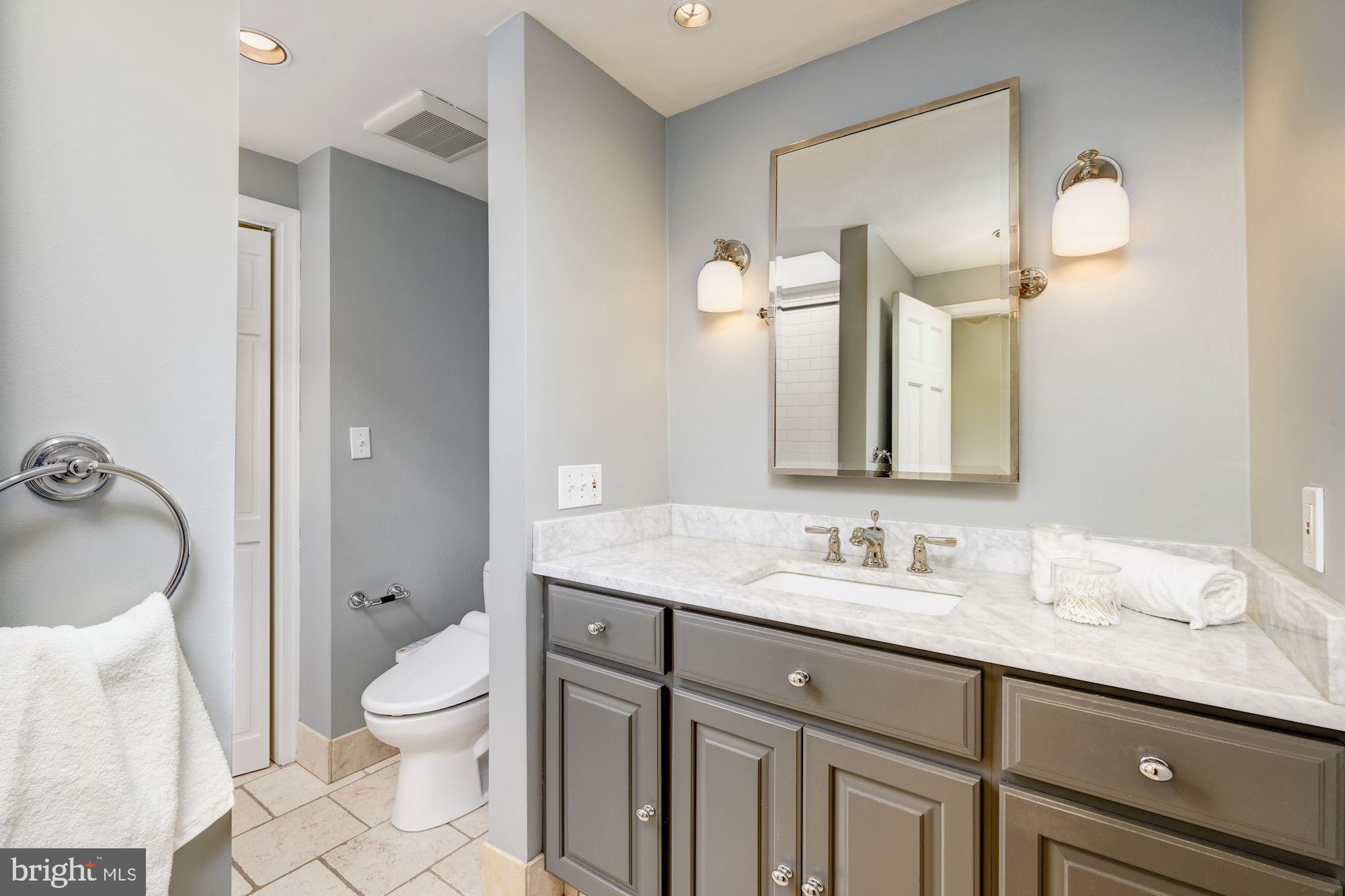 244 9th Street Southeast Washington, DC 20003 - Photo 20 of 28