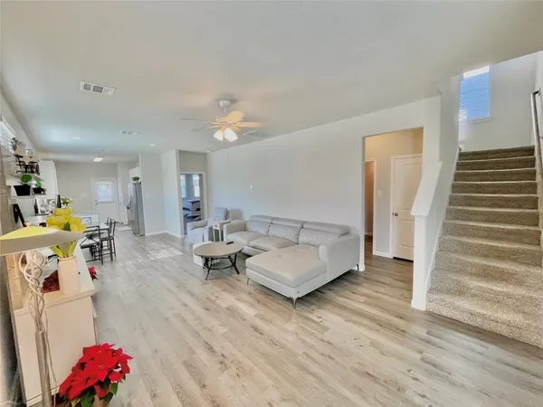 $2,350 | 25558 Woodmere Spur Lane, Porter, TX 77365