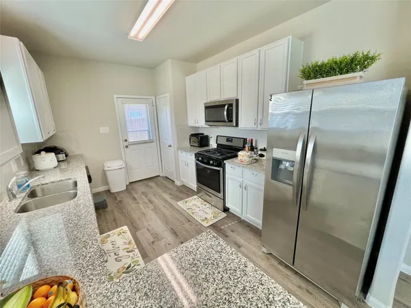 $2,350 | 25558 Woodmere Spur Lane, Porter, TX 77365