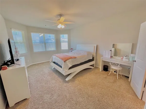 $2,350 | 25558 Woodmere Spur Lane, Porter, TX 77365