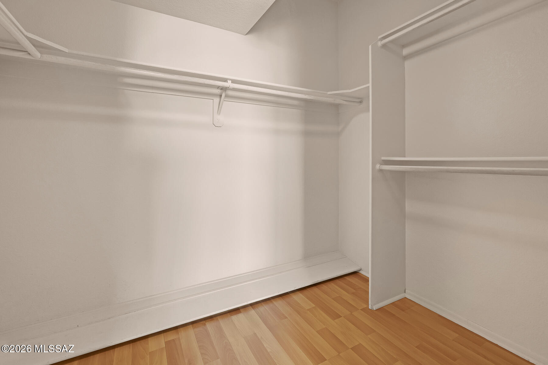5500 North Valley View Road, Unit 213 Tucson, AZ 85718 - Photo 19 of 32 Walk-in Closet!