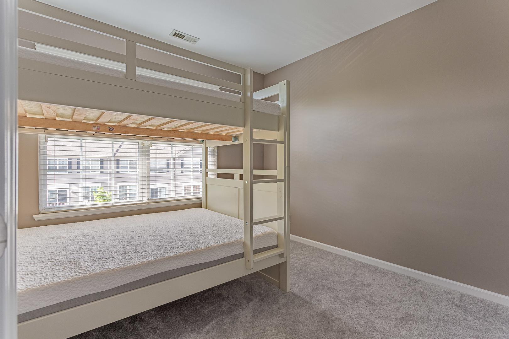 133 Willey Street Gilberts, IL 60136 - Photo 15 of 21 a room with a bed and a window