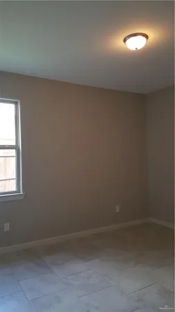 $2,400 | 14204 Sweet Water Way, McAllen, TX 78504