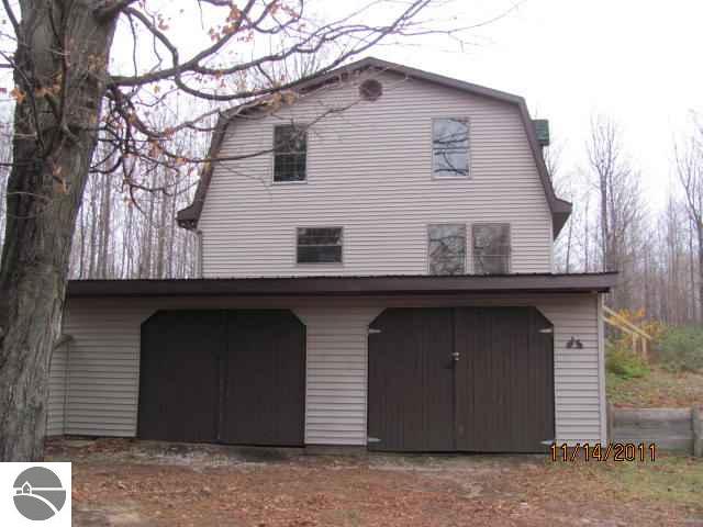 1325 West 20 Road Mesick, MI 49668 - Photo 7 of 25 1732022-6.JPG