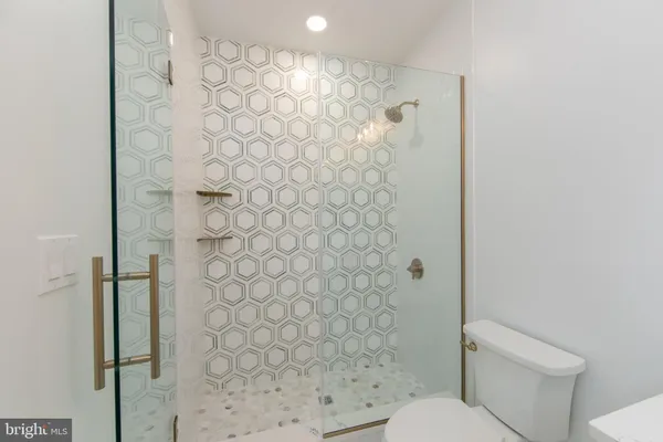 $8,000 | 371 Kresson Road, Cherry Hill, NJ 08034
