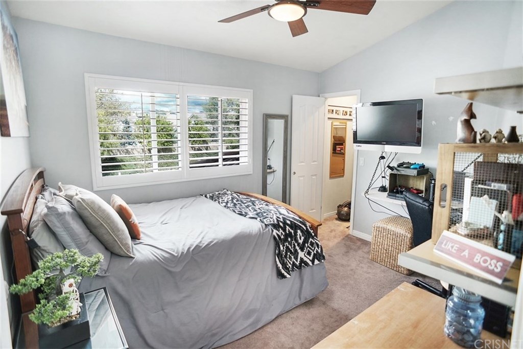 21764 Don Gee Court Saugus, CA 91350 - Photo 15 of 21