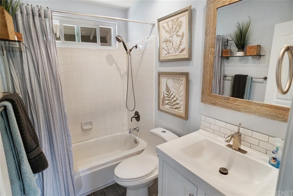 21764 Don Gee Court Saugus, CA 91350 - Photo 17 of 21