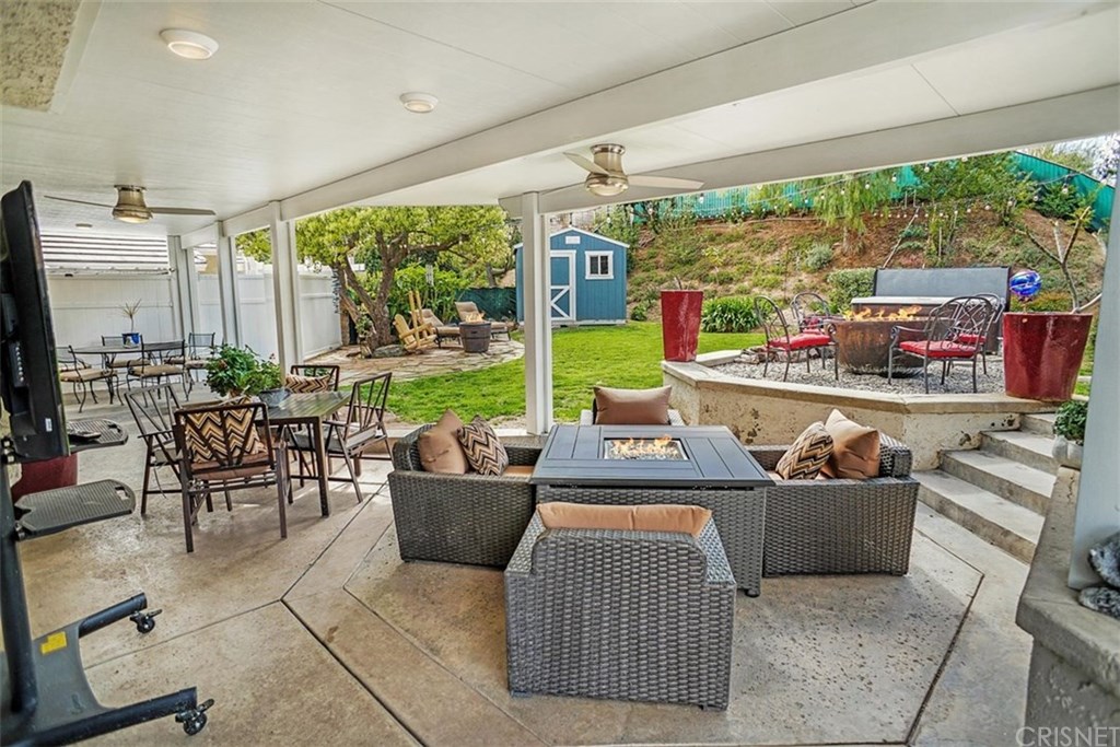 21764 Don Gee Court Saugus, CA 91350 - Photo 20 of 21