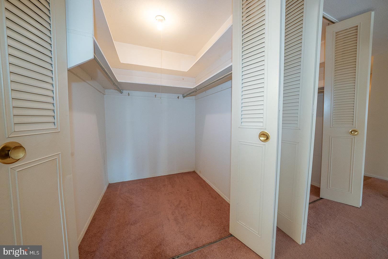 1919 Chestnut Street, Unit 1016 Philadelphia, PA 19103 - Photo 5 of 17