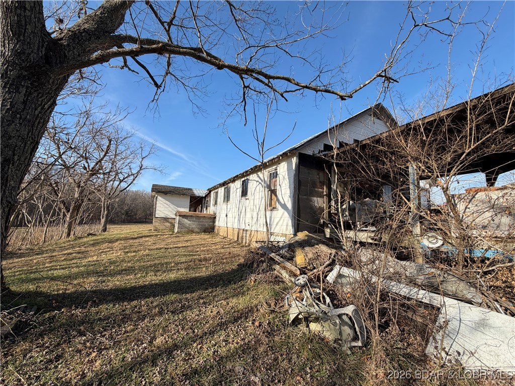 341 Vfw Road Eldon, MO 65026 - Photo 14 of 28