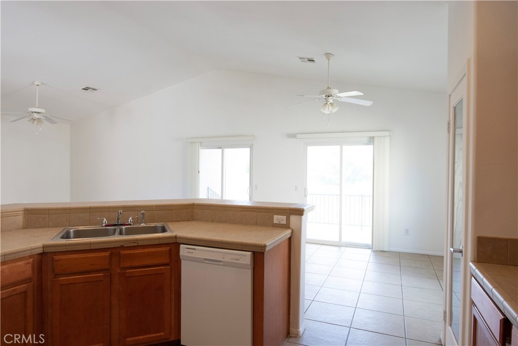 15515 Bubbling Wells Road Desert Hot Springs, CA 92240 - Photo 12 of 36