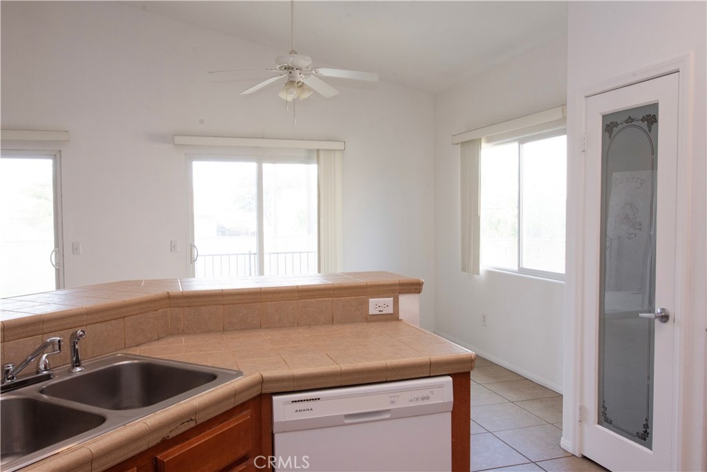 15515 Bubbling Wells Road Desert Hot Springs, CA 92240 - Photo 15 of 36