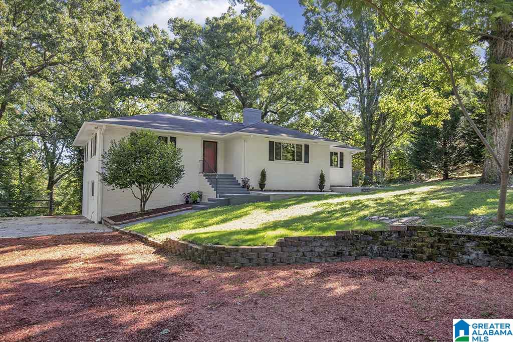 613 Ridge Top Circle Birmingham, AL 35206 - Photo 2 of 25