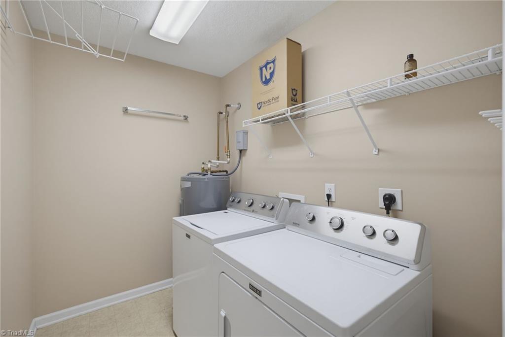 2554 Ambassador Court High Point, NC 27265 - Photo 23 of 27