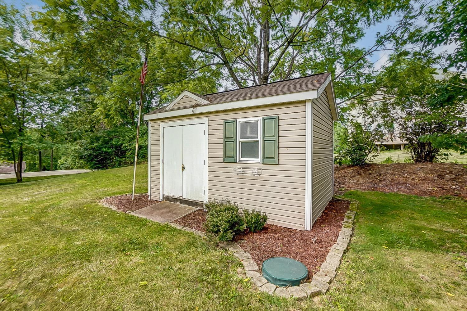 6747 Daleview Road Cincinnati, OH 45247 - Photo 40 of 41