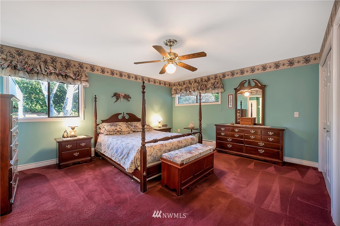 407 Briar Road Bellingham, WA 98225 - Photo 12 of 25