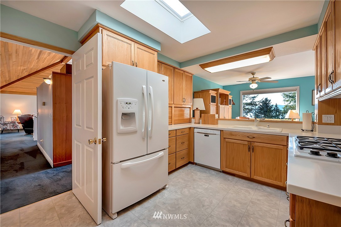 407 Briar Road Bellingham, WA 98225 - Photo 7 of 25