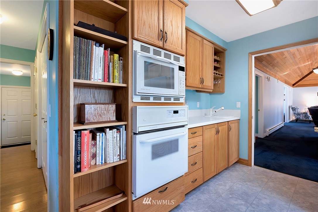 407 Briar Road Bellingham, WA 98225 - Photo 8 of 25