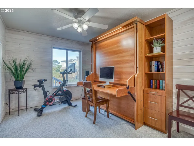 $650,000 | 151 Northwest 73rd Court, Newport, OR 97365