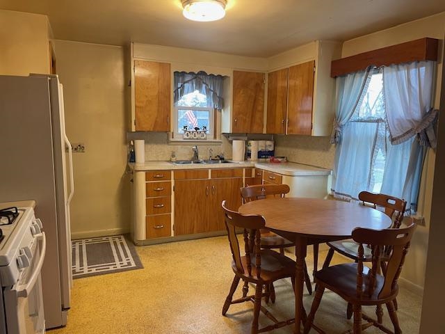413 Bridson Street Fenton, MI 48430 - Photo 8 of 19