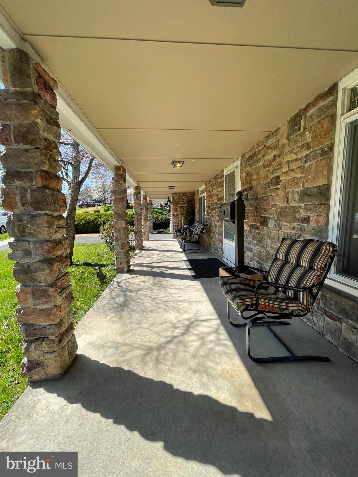 65 Tweed Road Levittown, PA 19056 - Photo 2 of 22