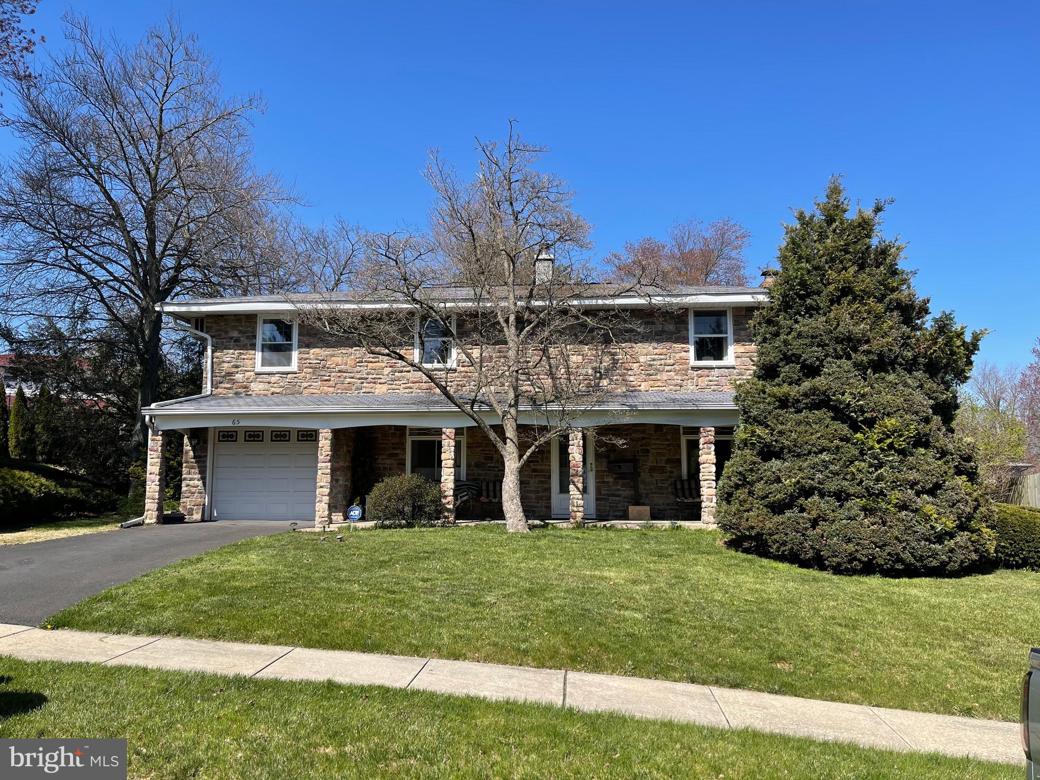 65 Tweed Road Levittown, PA 19056 - Photo 17 of 22