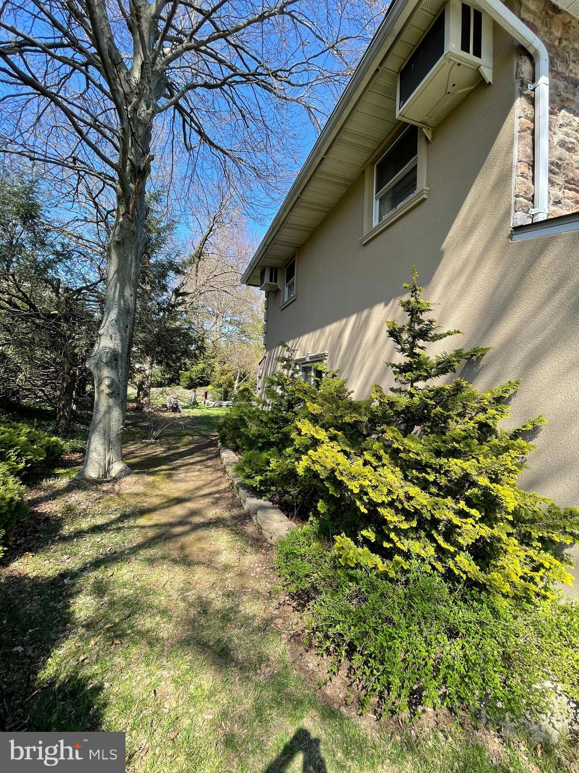 65 Tweed Road Levittown, PA 19056 - Photo 18 of 22