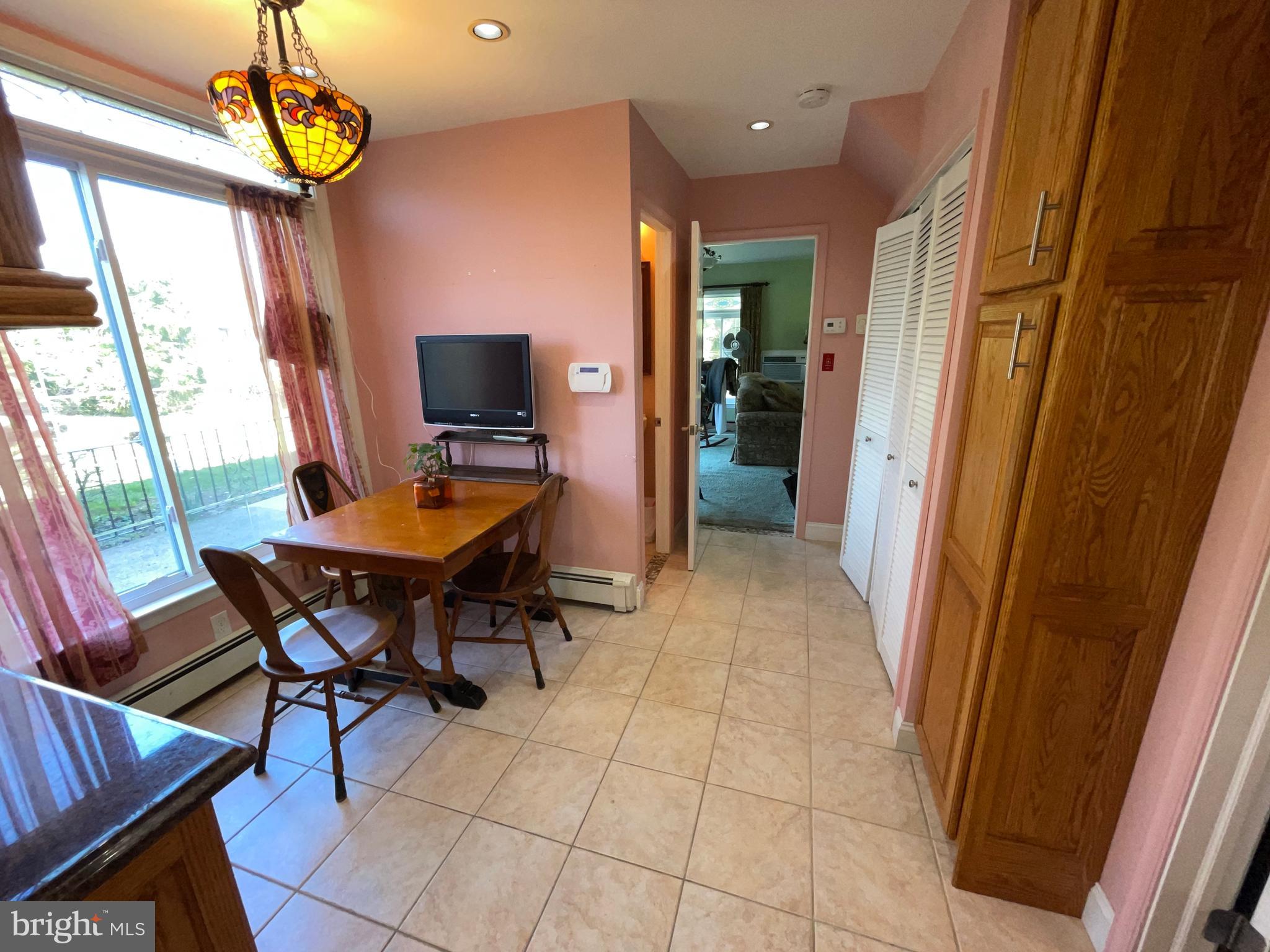 65 Tweed Road Levittown, PA 19056 - Photo 6 of 22