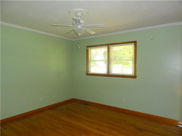 304 Oaks Road Ethridge, TN 38456 - Photo 8 of 16 Bedroom